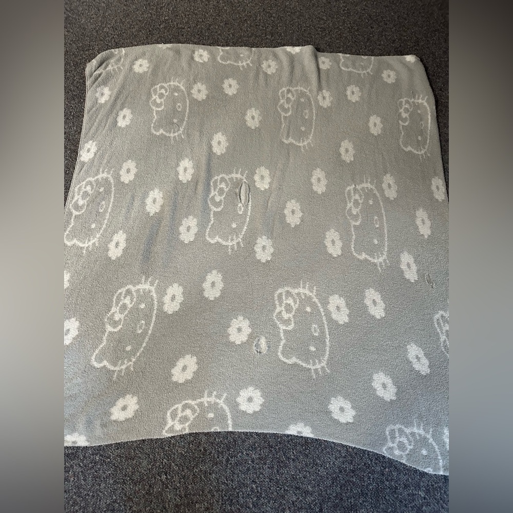 Sanrio Hello Kitty grey and white soft throw blanket from 2023